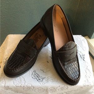 Women’s Waverly Vionic Brown Loafers 8.5